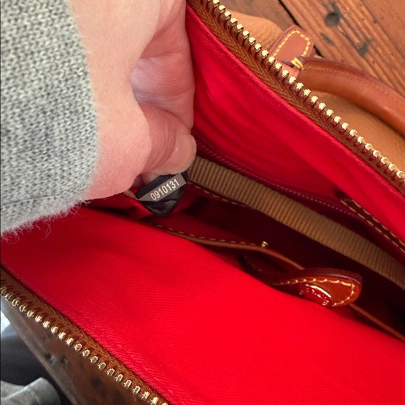 Dooney & Bourke Bristol Caramel Leather Satchel With Detachable Strap. - Picture 12 of 17